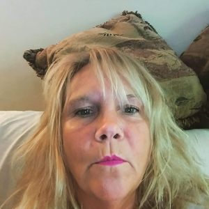 Meet your Posher, Lana